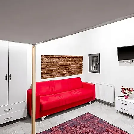 The Red Tent 86 Hotel 4*