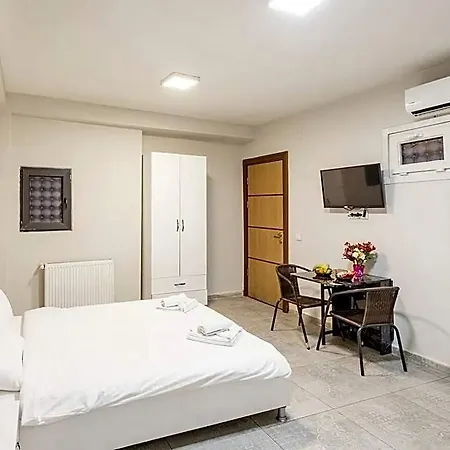 The Red Tent 86 Hotel 4*